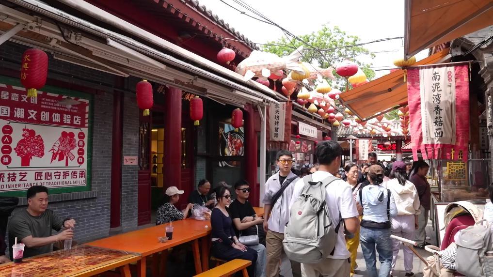 新华视点丨新经济、新消费双轮驱动：多领域迸发新活力